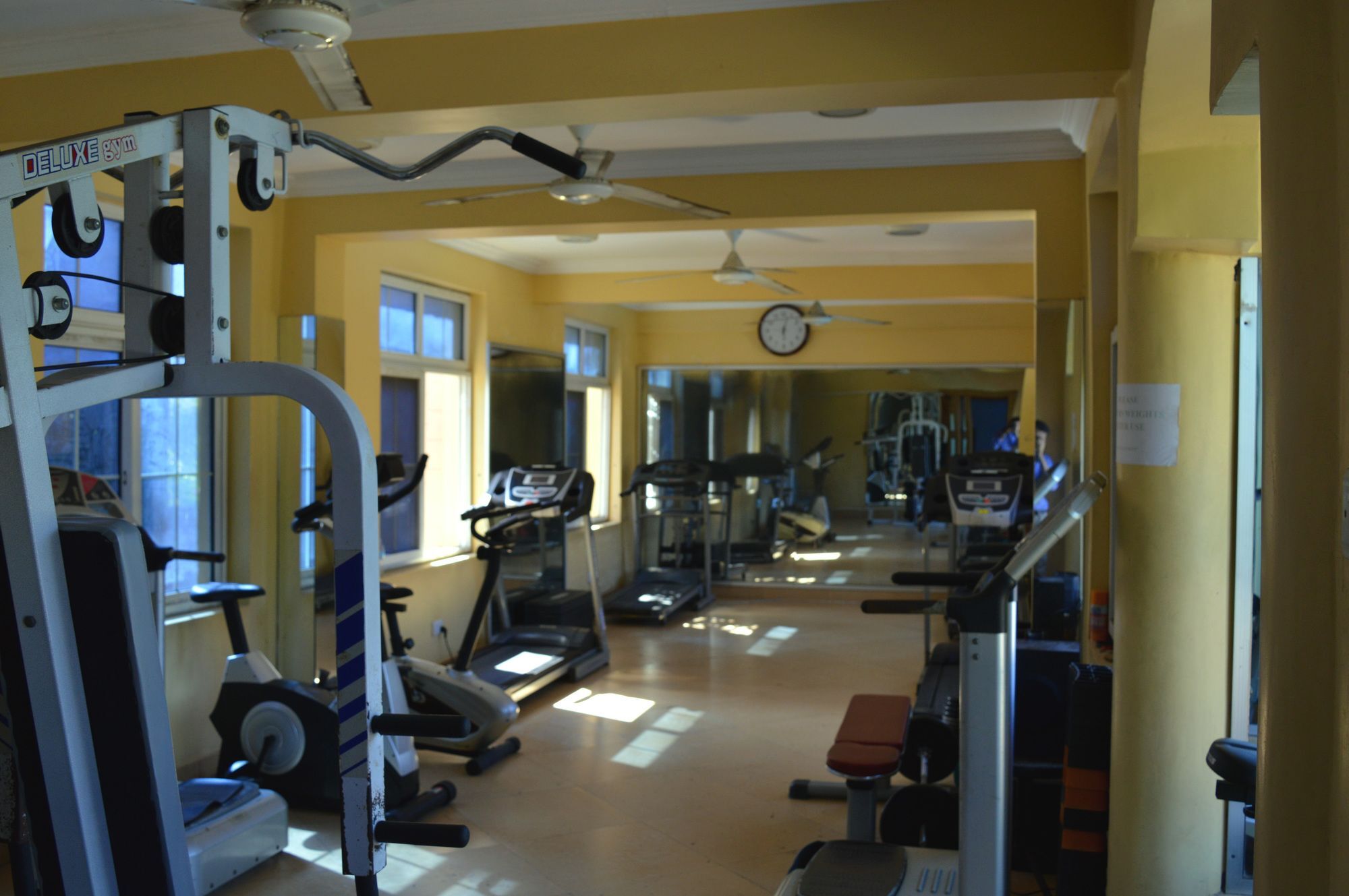 Abla Hotel Apartments ดาร์เอสซาลาม ภายนอก รูปภาพ